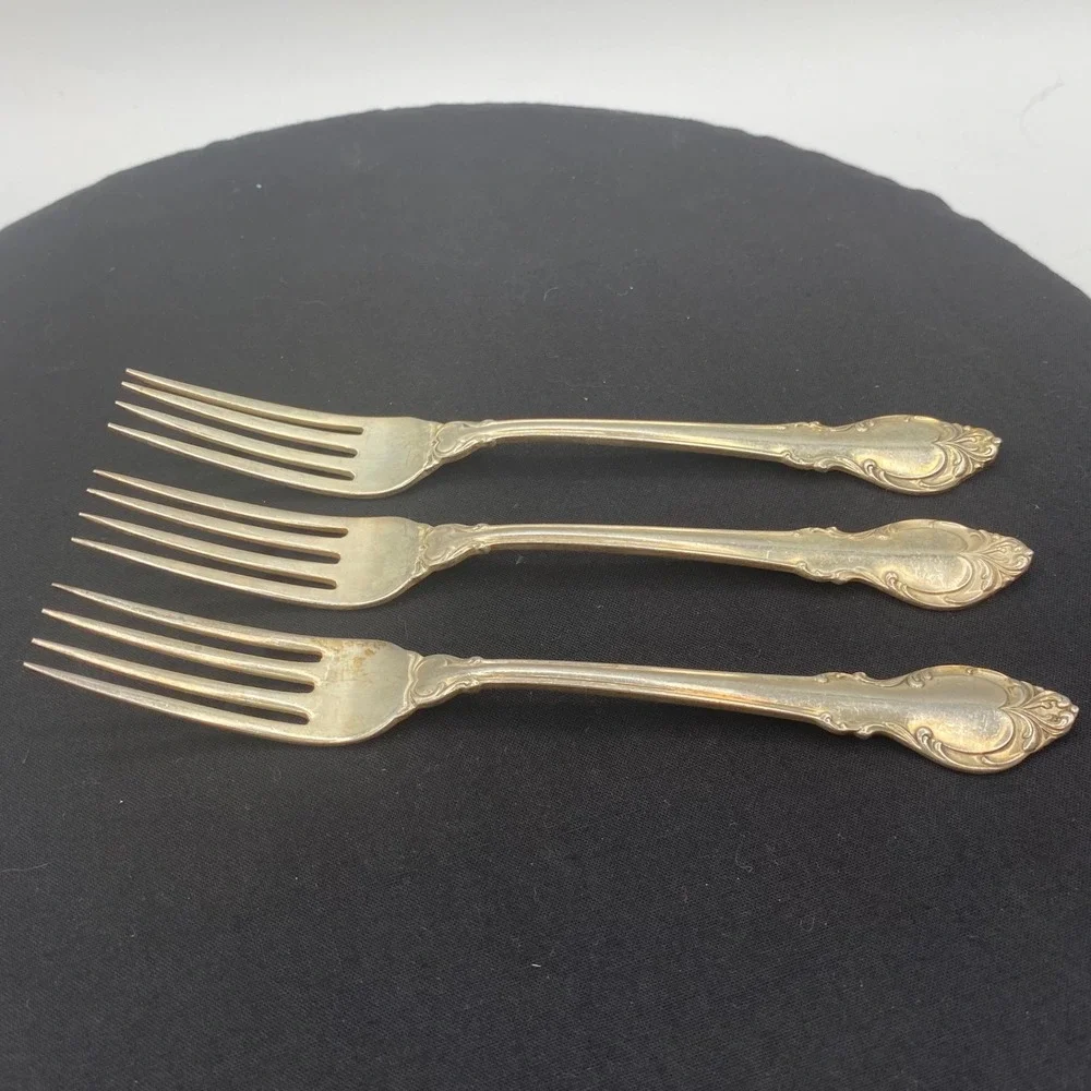 Holmes & Edwards IS 7.5in Dinner Forks 3pc Heart Silver Fashion Silverplate 1954